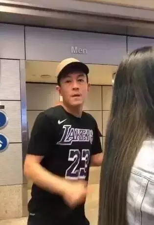 抖音鼓楼冠希哥到底做什么的_抖音冠希哥_冠希哥品牌