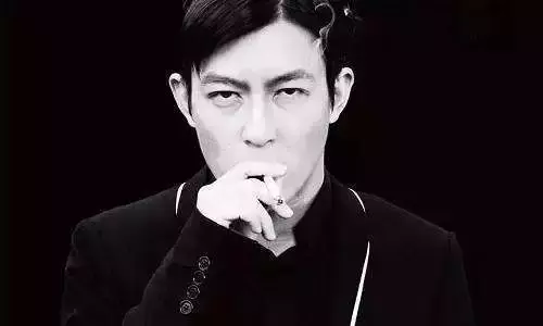 冠希哥品牌_抖音鼓楼冠希哥到底做什么的_抖音冠希哥