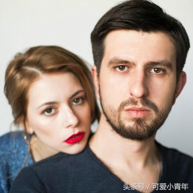 抖音里一首拍走路的歌_抖音走路歌曲叫什么_抖音拍走路的背景音乐