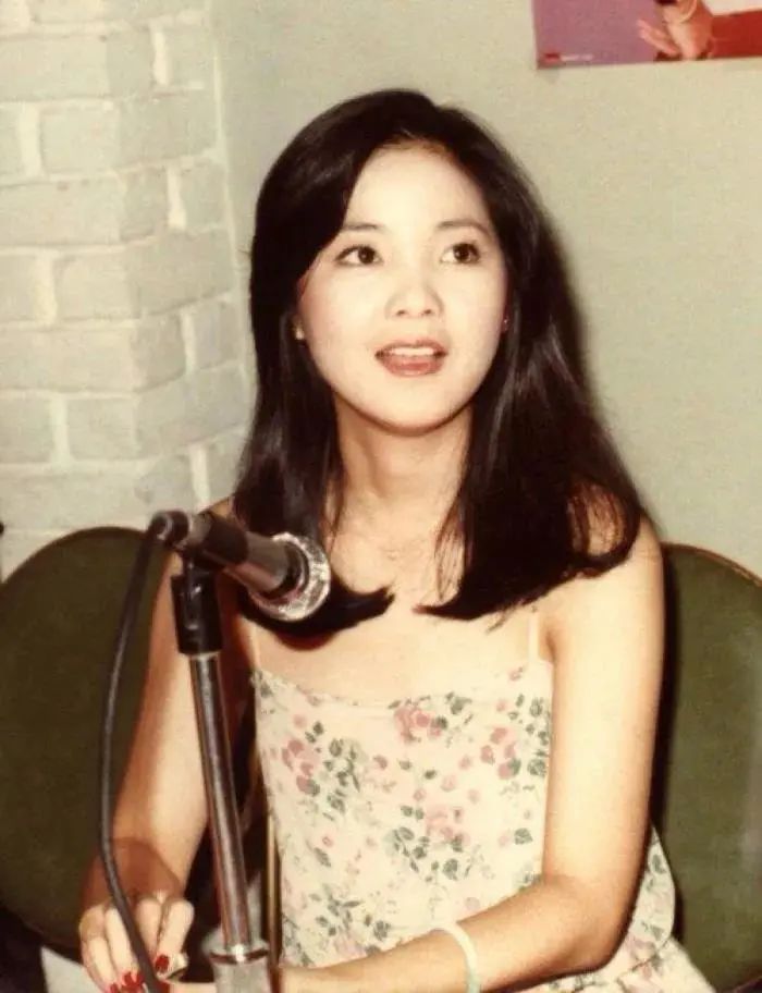 再见爱人歌曲歌词_再见我的爱人歌词抖音_再见爱人是什么歌