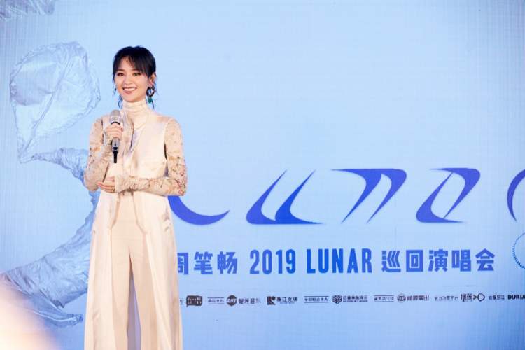 周笔畅抖音神曲_抖音周笔畅的歌_周笔畅抖音最火的一首歌