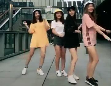 抖音有毒！盘点抖音里那些火爆朋友圈的热门舞蹈