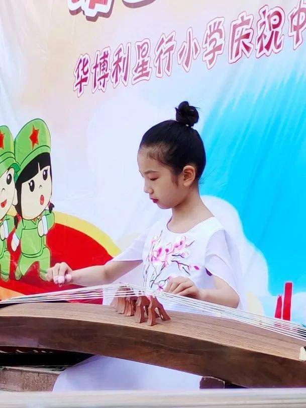 舞蹈红星照我去战斗儿童舞蹈_dj版红星照我去战斗舞曲_抖音舞蹈红星照我去战斗
