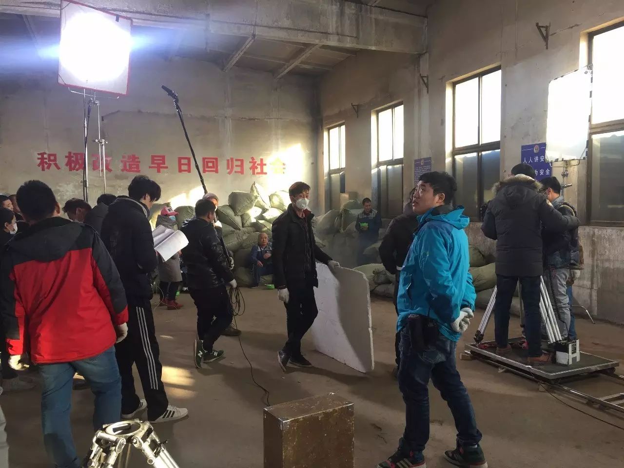 快手黑社会老头是谁_快手黑社会_快手黑社会高清头像图片