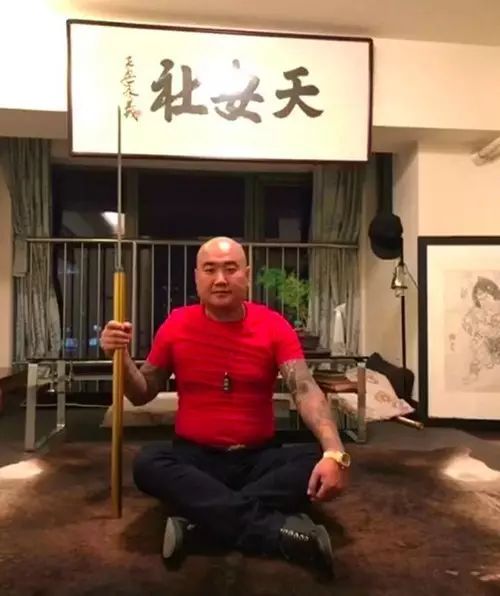 快手黑社会高清头像图片_快手黑社会_快手黑社会老头是谁