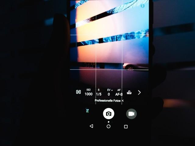 抖音视频播放低怎么办_看抖音小视频特占网速_抖音播放速度快