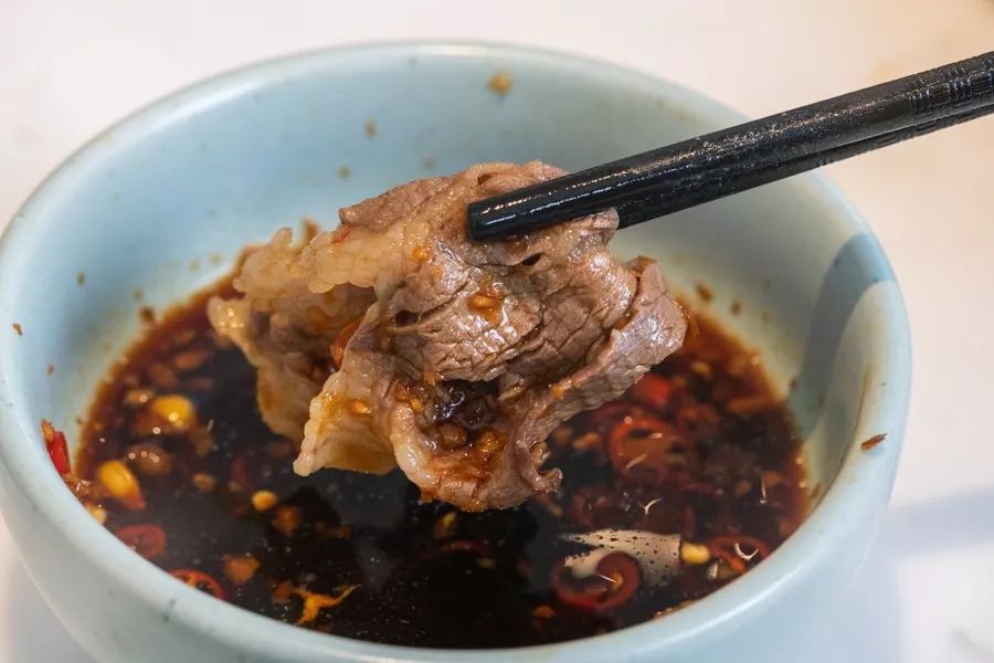 鸡蛋香肠做法_用鸡蛋香肠做美食_抖音香肠鸡蛋视频