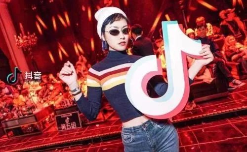 抖音一首英文歌曲_抖音有首英文歌是baby_抖音有首英文歌很火