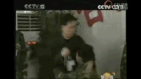 出狱哥快手拍什么视频_坐牢的快手网红_大力哥出狱拍快手