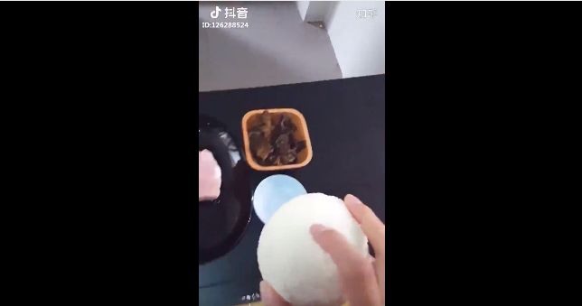 抖音神转折bgm_抖音转折搞笑音乐_抖音神转折配音