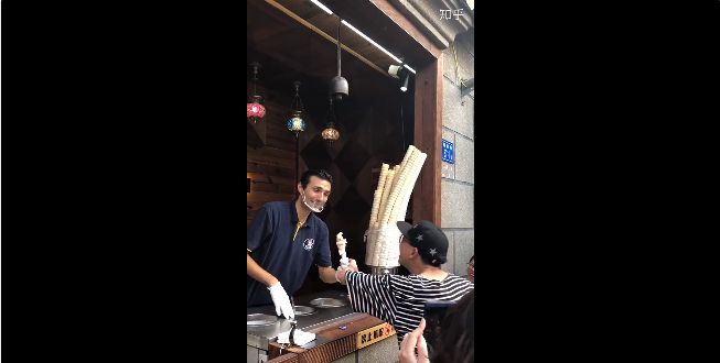 抖音转折搞笑音乐_抖音神转折bgm_抖音神转折配音