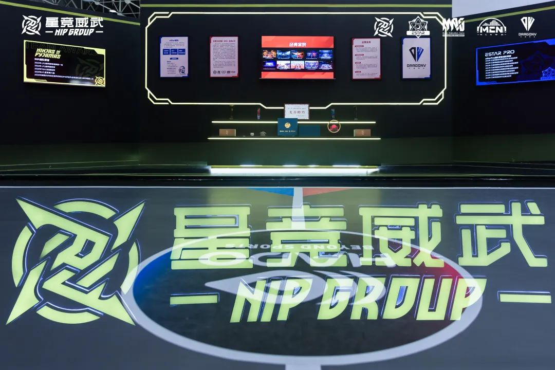 穿穿越越火火线线_穿越火线火线视频_穿越火线c4快手
