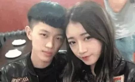 快手微博阿豪小号叫什么_快手小阿豪团队视频_快手小阿豪微博