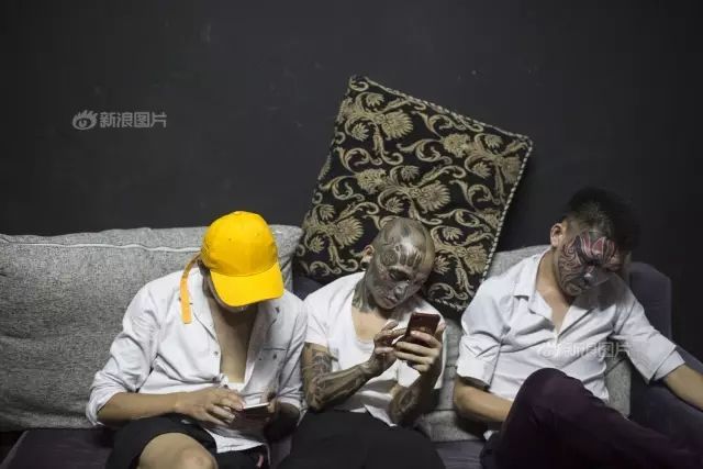 僵尸男孩是哪个节目里的_僵尸男孩事件真相_成都僵尸男孩快手
