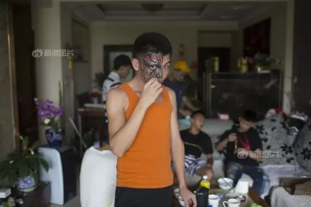 成都僵尸男孩快手_僵尸男孩是哪个节目里的_僵尸男孩事件真相