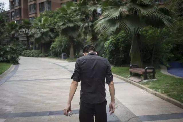 僵尸男孩是哪个节目里的_僵尸男孩事件真相_成都僵尸男孩快手