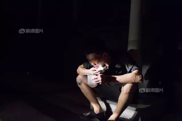 僵尸男孩事件真相_僵尸男孩是哪个节目里的_成都僵尸男孩快手
