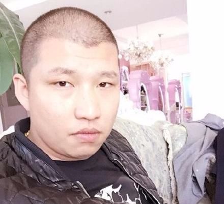 二驴快手号多少_快手驴哥_快手2驴怎么火的