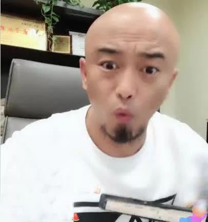快手驴哥_二驴快手号多少_快手2驴怎么火的