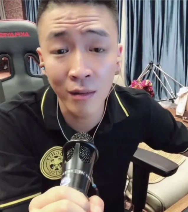 快手驴哥是干什么的_快手驴哥_二驴快手号多少